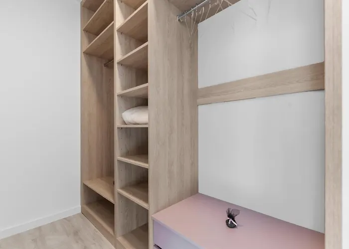 Atena 빌라 포레치