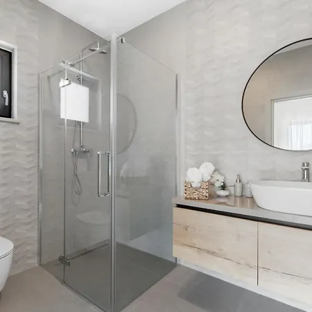 Atena Villa *